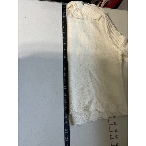 Alya Knitted Crop Sweater Bell Sleeves Small Keyhole - Picture 7 of 14